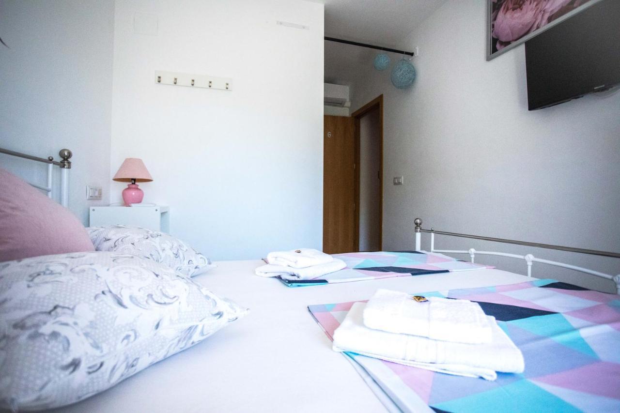 Corals B&B Apartment Дения Экстерьер фото